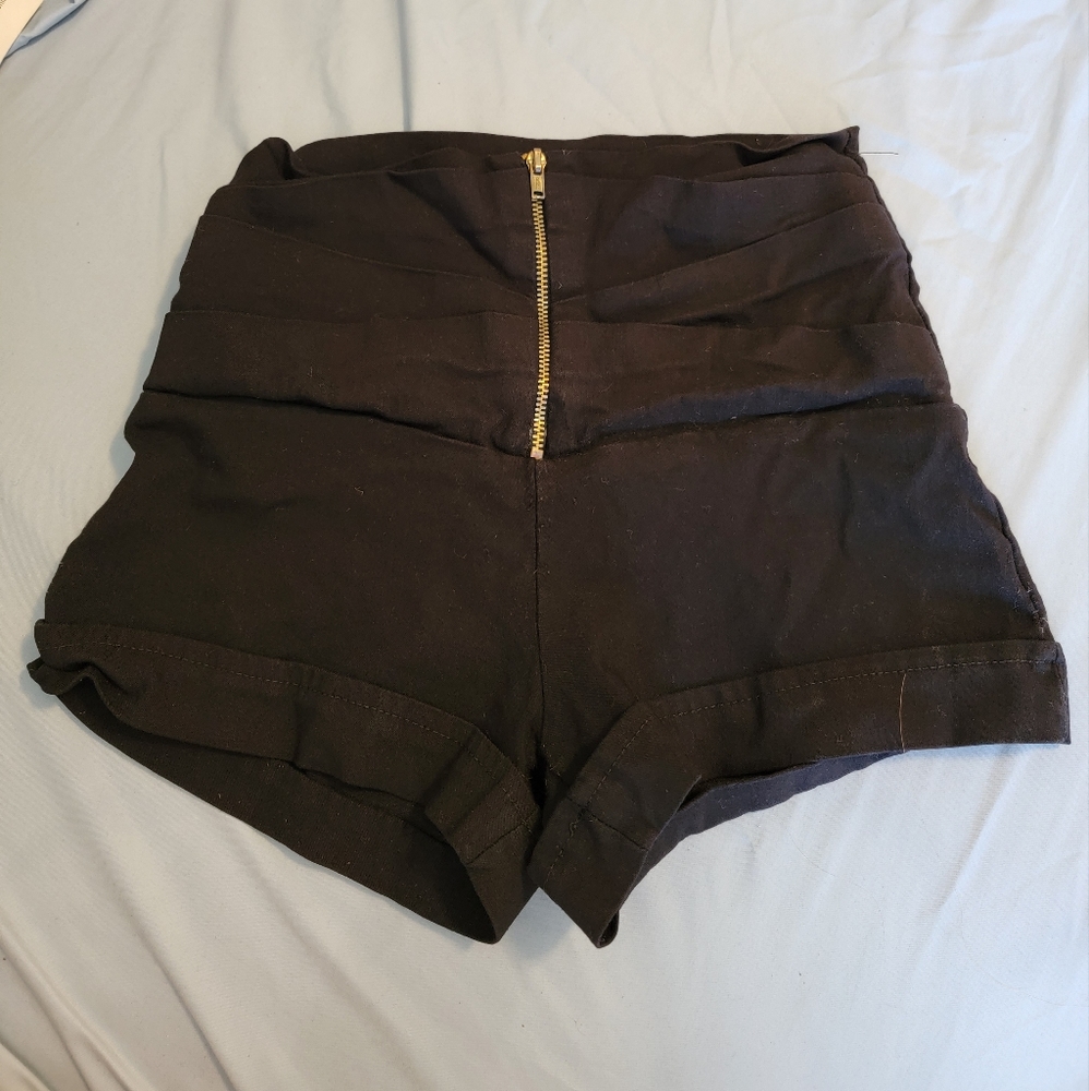 Wet Seal High Waisted Zip up shorts